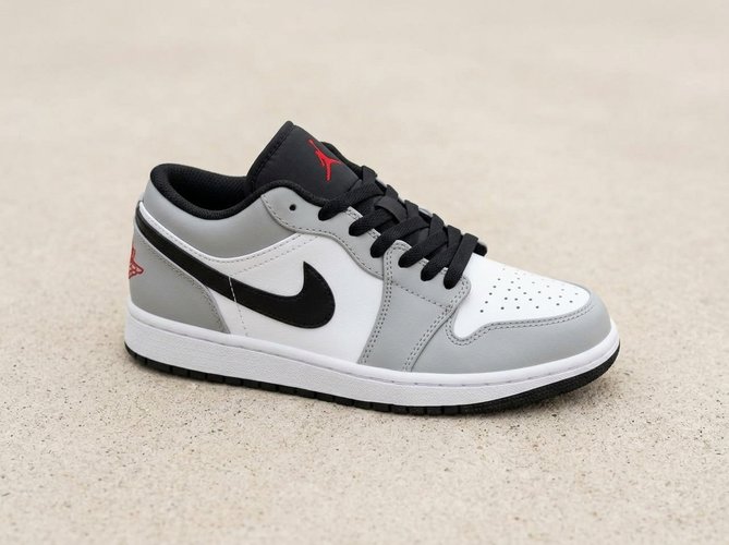 Кроссовки Air Jordan 1 Low "Light Smoke Grey" (M5526-17)