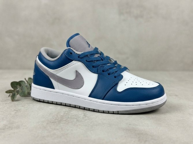 Кроссовки Nike Air Jordan 1 Low True Blue (5526-48)