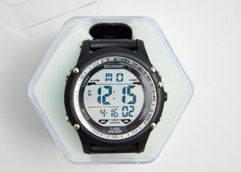 Часы спортивные в короб (191183)