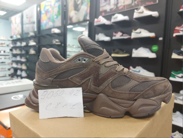 Кроссовки New Balance 9060 "Chocolate" (9060-42)