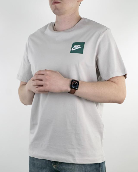 Футболка Nike логотип в зеленом квадрате (21039166)