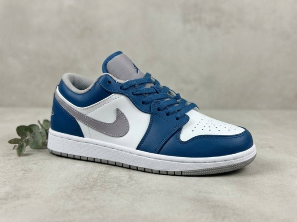 Кроссовки Nike Air Jordan 1 Low True Blue (5526-48)