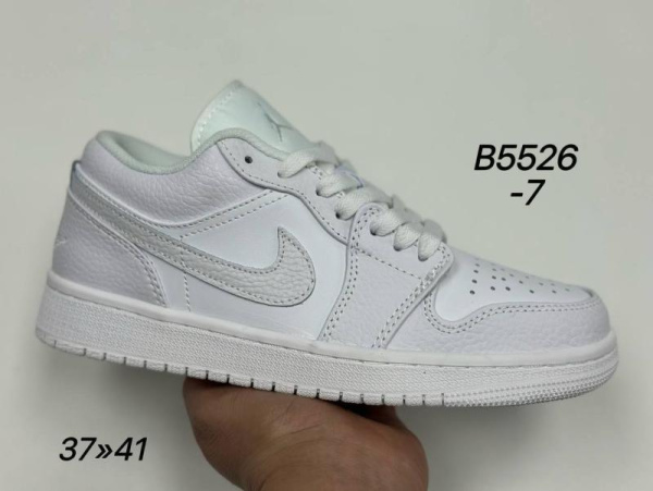 Кроссовки Nike Air Jordan 1 low "Triple White" (W5526-7)