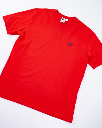 Футболка Nike с вышитым логотипом на груди (21037351) (Красный, 5XL)