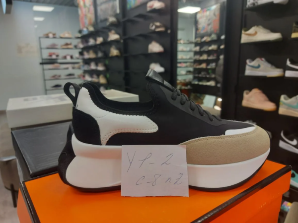 Кроссовки кожаные "Black/White" (Y1-2)