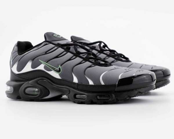 Кроссовки Nike Air Max Plus SE Triple "Grey/Black/Green" (G917-2)