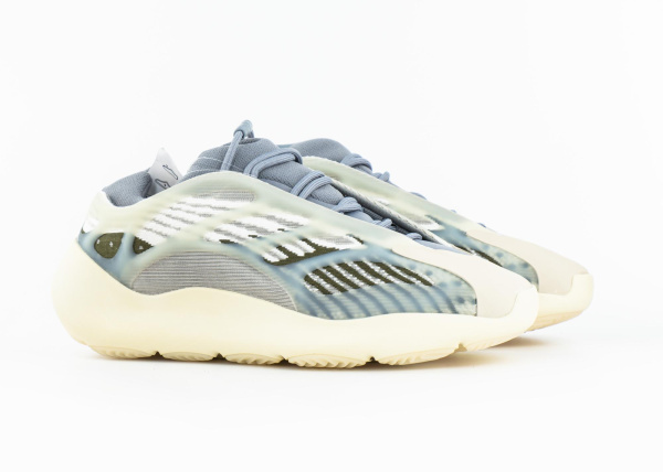 Кроссовки Adidas Yeezy 700 V3 "Fade Salt" (909-3) [АС]