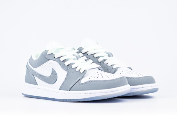 Кроссовки Nike Air Jordan 1 low "Wolf Grey" (5526-44) [АС]