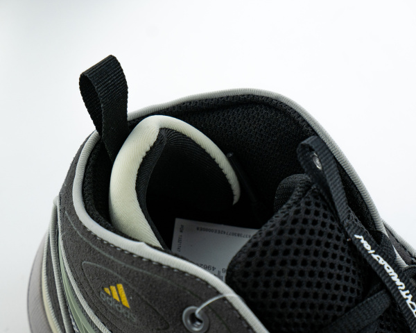 Кроссовки Packer x adidas FYW Intimidation "Stone Grey" (956-5) от магазина vikingsmen.ru