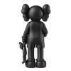 Статуэтка Kaws с игрушкой в руке стоячая (21036777) (Чёрный)