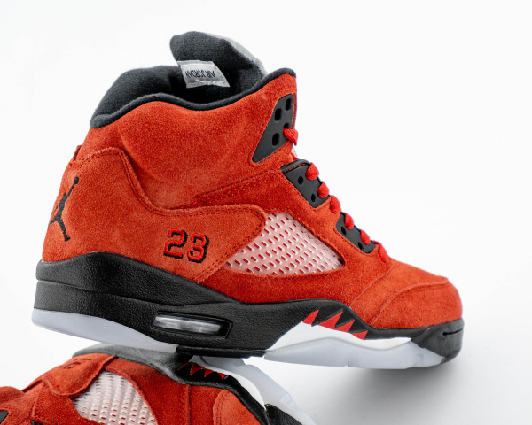 Кроссовки Air Jordan 5 Retro Raging Bull 2021 (21039326) от магазина vikingsmen.ru