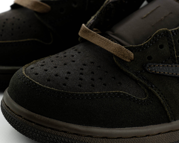 Кроссовки Travis Scott x Air Jordan 1 Retro Low OG SP "Velvet Brown" (028-1) от магазина vikingsmen.ru