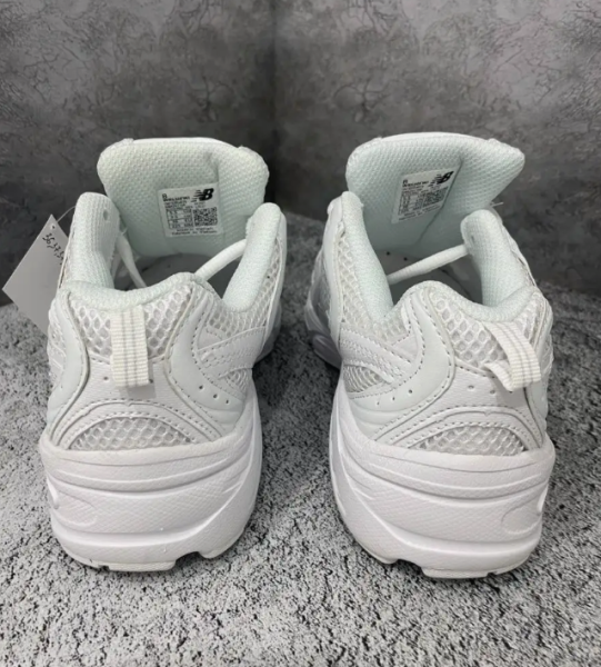 Кроссовки New Balance 530 "Munsell White Silver" (W016-1) от магазина vikingsmen.ru