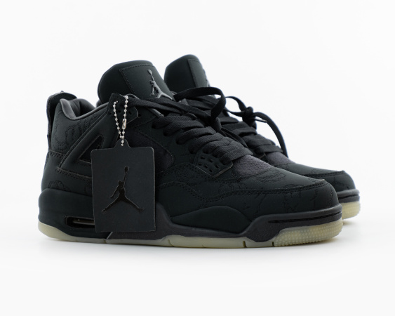 Кроссовки KAWS x Air Jordan 4 Retro "Black" (5503-1)|CA| от магазина vikingsmen.ru