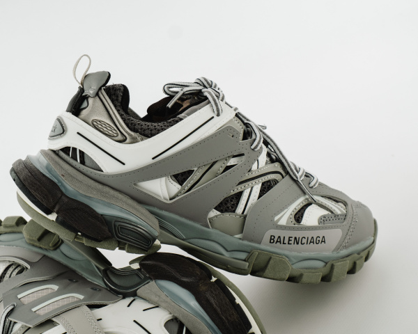 Кроссовки Wmns Balenciaga Track Sneaker "Beige" (054-5) от магазина vikingsmen.ru