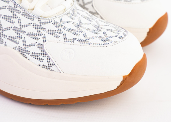 Кроссовки женские Michael Kors (А-120) (Белый с логотипом) от магазина vikingsmen.ru