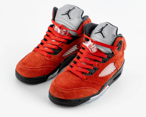 Кроссовки Air Jordan 5 Retro Raging Bull 2021 (21039326) от магазина vikingsmen.ru