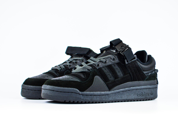 Кроссовки Bad Bunny x Adidas Forum Buckle Low "Core Black" (5507-1) |AC| от магазина vikingsmen.ru