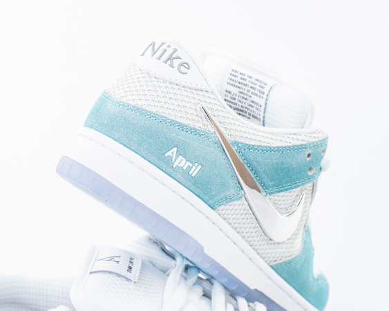 Кроссовки April Skateboards x Nike Dunk Low SB "Turbo Green" (W5505-76) от магазина vikingsmen.ru
