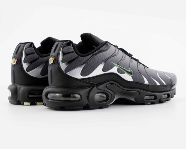 Кроссовки Nike Air Max Plus SE Triple "Grey/Black/Green" (G917-2) от магазина vikingsmen.ru