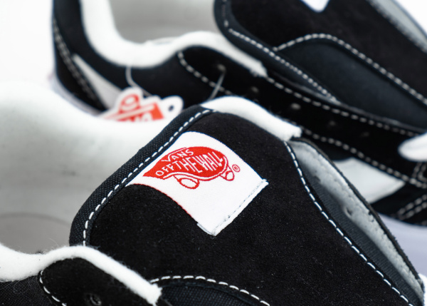 Кеды Vans Knu Skool "Black True White" (111-1) от магазина vikingsmen.ru