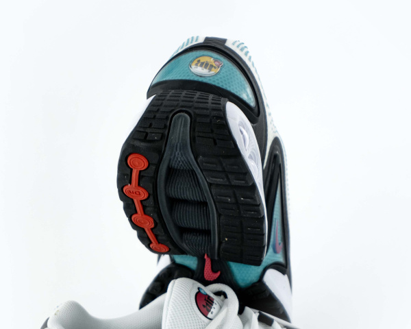 Кроссовки Nike Air Max DN “Black/White/Green” (WND-12) от магазина vikingsmen.ru