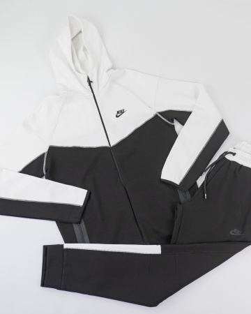 Детальное Изображение Костюм спортивный Nike (3457)