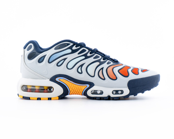 Кроссовки Nike Air Max Plus Drift "Football Grey Aquarius Blue" (М923-7) от магазина vikingsmen.ru