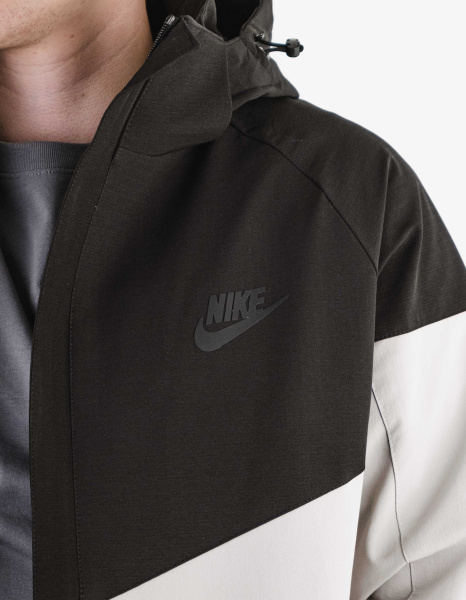 Анонс Изображения Демисезонная куртка Nike (5802)