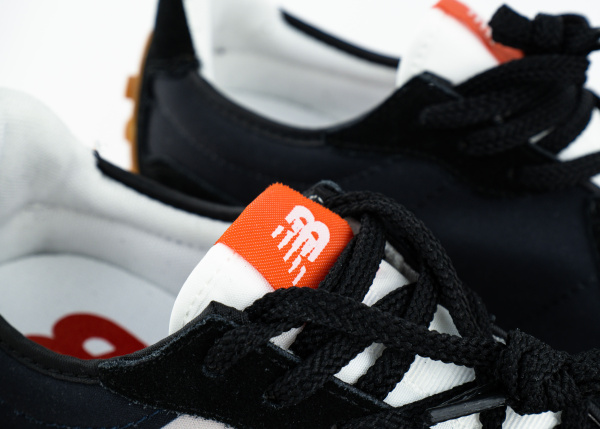 Кроссовки New Balance 327 "Black Castlerock" (M501-16) от магазина vikingsmen.ru