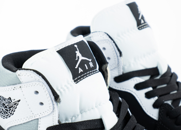 Кроссовки Nike Air Jordan 1 черн/бел (5025-71) [АС] от магазина vikingsmen.ru