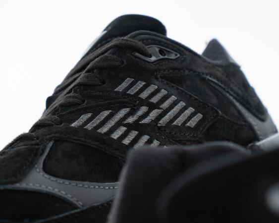 Кроссовки New Balance 9060 "Black" с мехом (M905-1)|BA1| от магазина vikingsmen.ru
