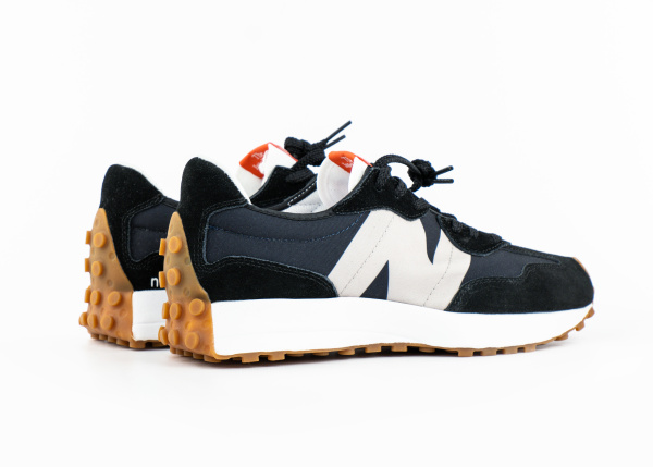 Кроссовки New Balance 327 "Black Castlerock" (M501-16) от магазина vikingsmen.ru