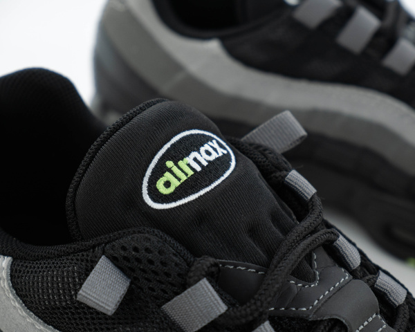 Кроссовки Nike Air Max 95 Retro "Logo Yellow" (М912-2) [СС] от магазина vikingsmen.ru