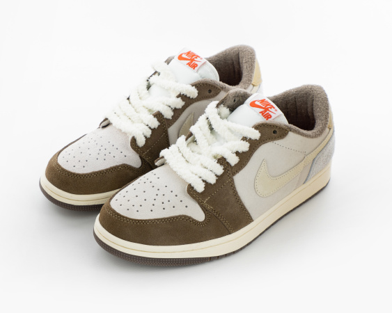 Кроссовки Nike Air Jordan 1 Low OG "Year of the Rabbit" (М9602-2) от магазина vikingsmen.ru