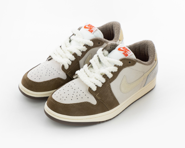 Кроссовки Nike Air Jordan 1 Low OG "Year of the Rabbit" (М9602-2) от магазина vikingsmen.ru