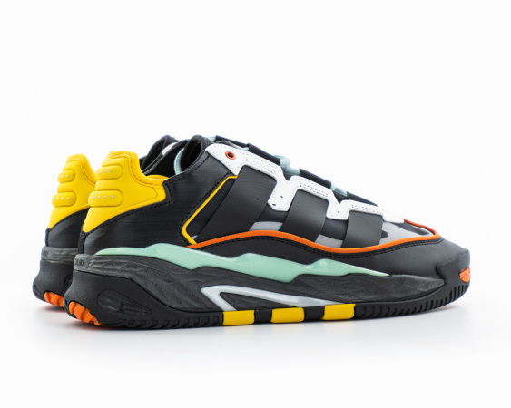 Кроссовки Adidas Niteball "Core Black/Core Black/Hazy Green" (625-21) |AC| от магазина vikingsmen.ru