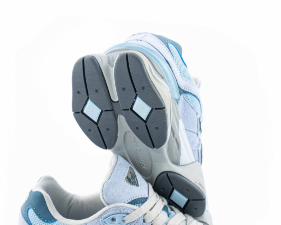 Кроссовки New Balance 9060 Chrome Blue (W087-12) от магазина vikingsmen.ru