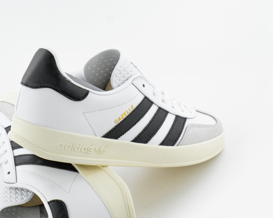 Кроссовки Adidas Gazelle "White/Black" (АК-16) от магазина vikingsmen.ru