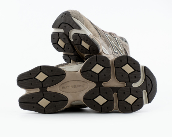 Кроссовки New Balance 9060 "Mushroom Brown" (197-8) от магазина vikingsmen.ru