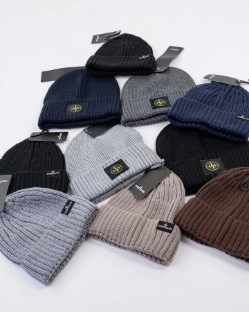 Детальное изображение товара Шапки брендовые в ассортименте (21038317)