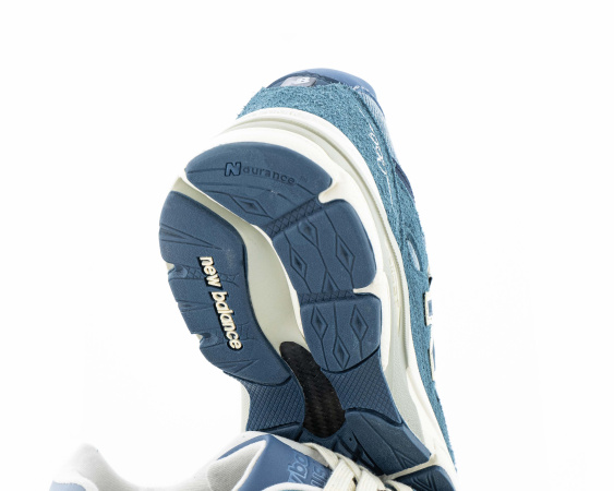 Кроссовки Levi's x New Balance 990V3 "Blue Denim" (W026-15) от магазина vikingsmen.ru