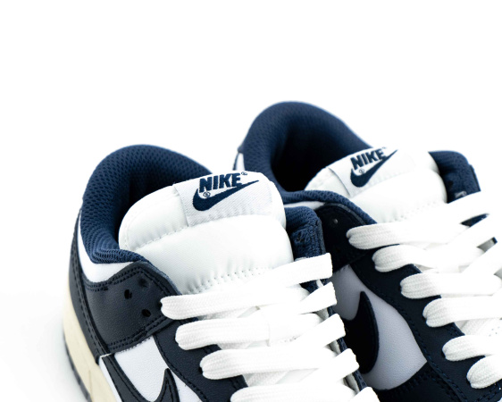 Кроссовки Wmns Nike Dunk Low "Vintage Navy" (W274-5) от магазина vikingsmen.ru