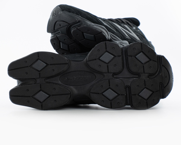 Кроссовки New Balance 9060 "Black" с мехом (M905-1)|BA1| от магазина vikingsmen.ru