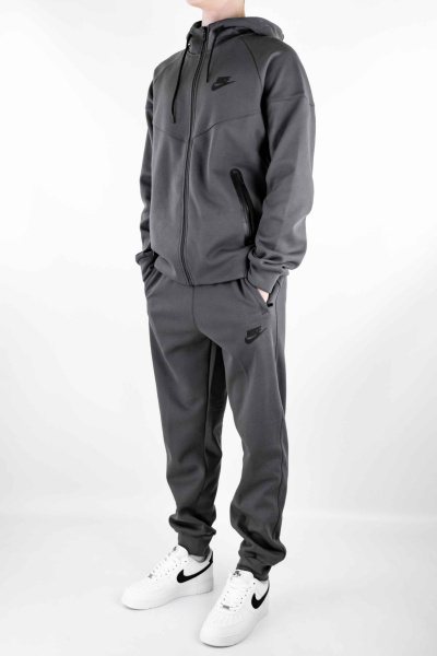 Анонс Изображения Спортивный костюм Nike (8863)