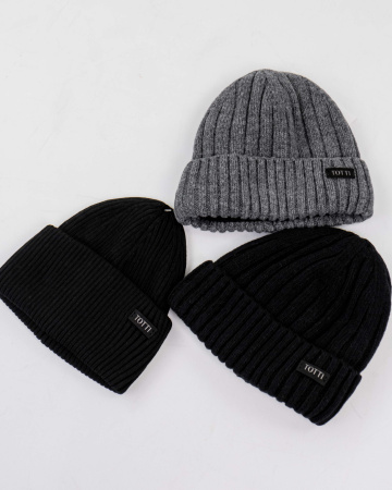 Детальное изображение товара Шапки зимние в ассортименте (21038292)