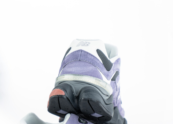 Кроссовки New Balance 9060 "Violet"(М560-18) [СВ] от магазина vikingsmen.ru