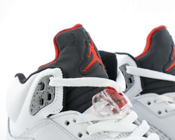 Кроссовки Air Jordan 5 Retro "White Cement" (5028-6) [СС] от магазина vikingsmen.ru