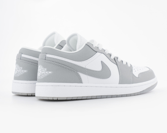 Кроссовки Nike Air Jordan 1 low "Wolf Grey" (М5526-44) от магазина vikingsmen.ru