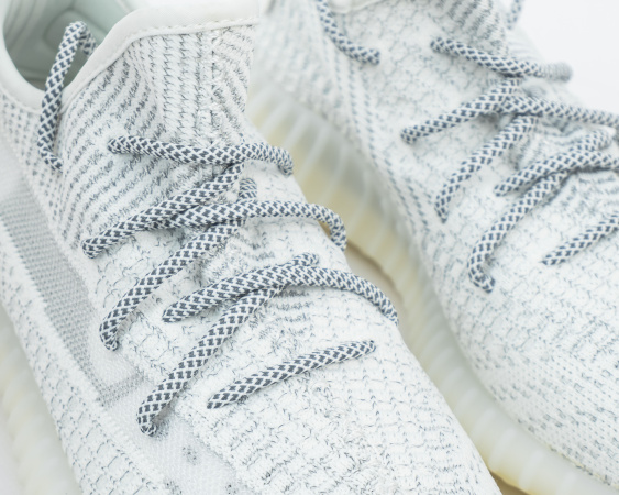 Кроссовки Adidas Yeezy Boost 350 V2 «Static» Reflective (М904-2) от магазина vikingsmen.ru